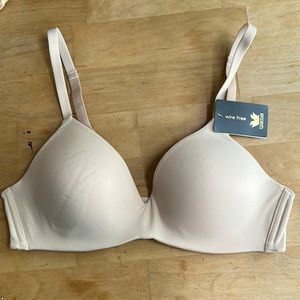 New Wacoal How Perfect Wire Free T-Shirt Bra size 34B